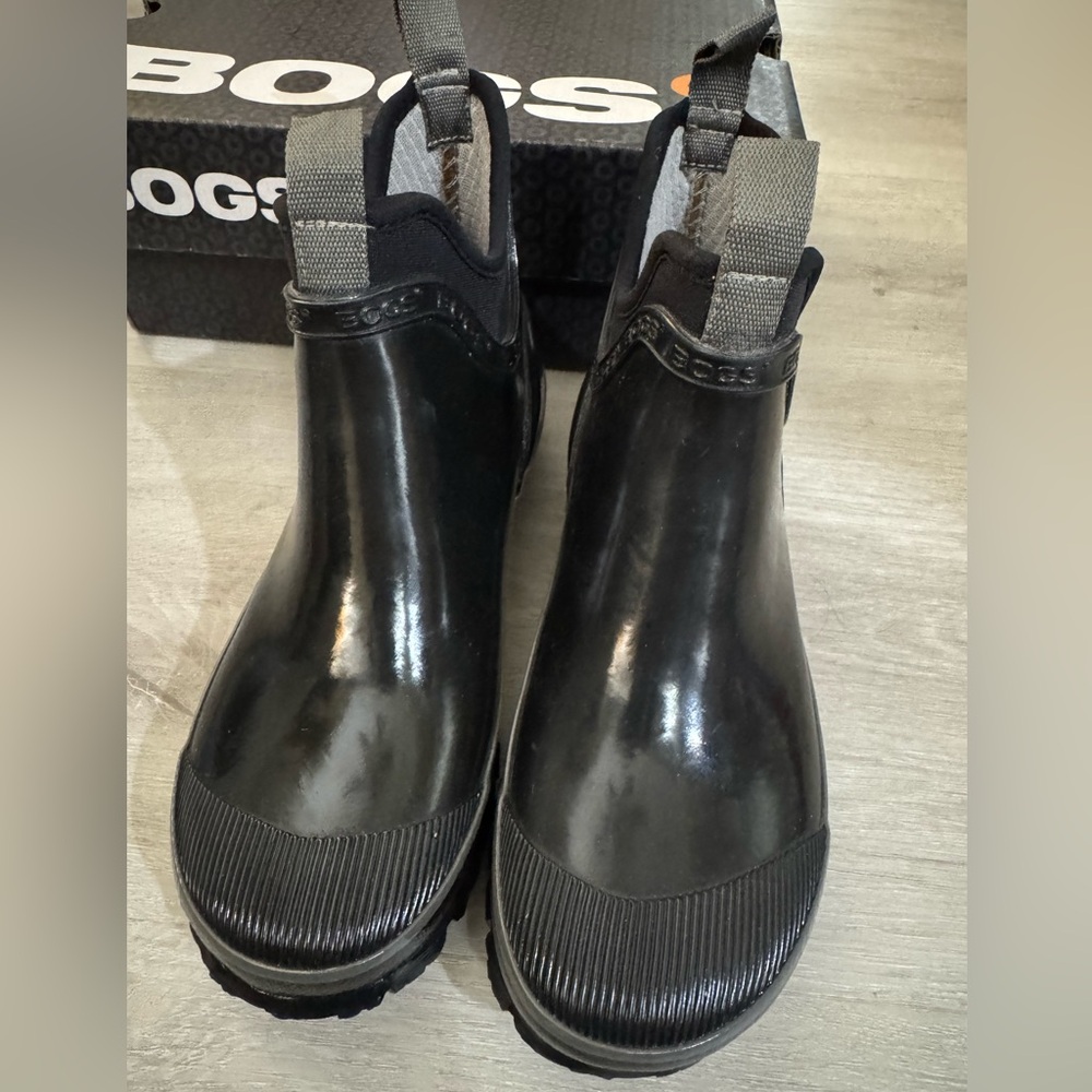 NWT! BOGS Harper Women’s Black Rubber Rain (all weather) Boots - 6 - Picture 2 of 10